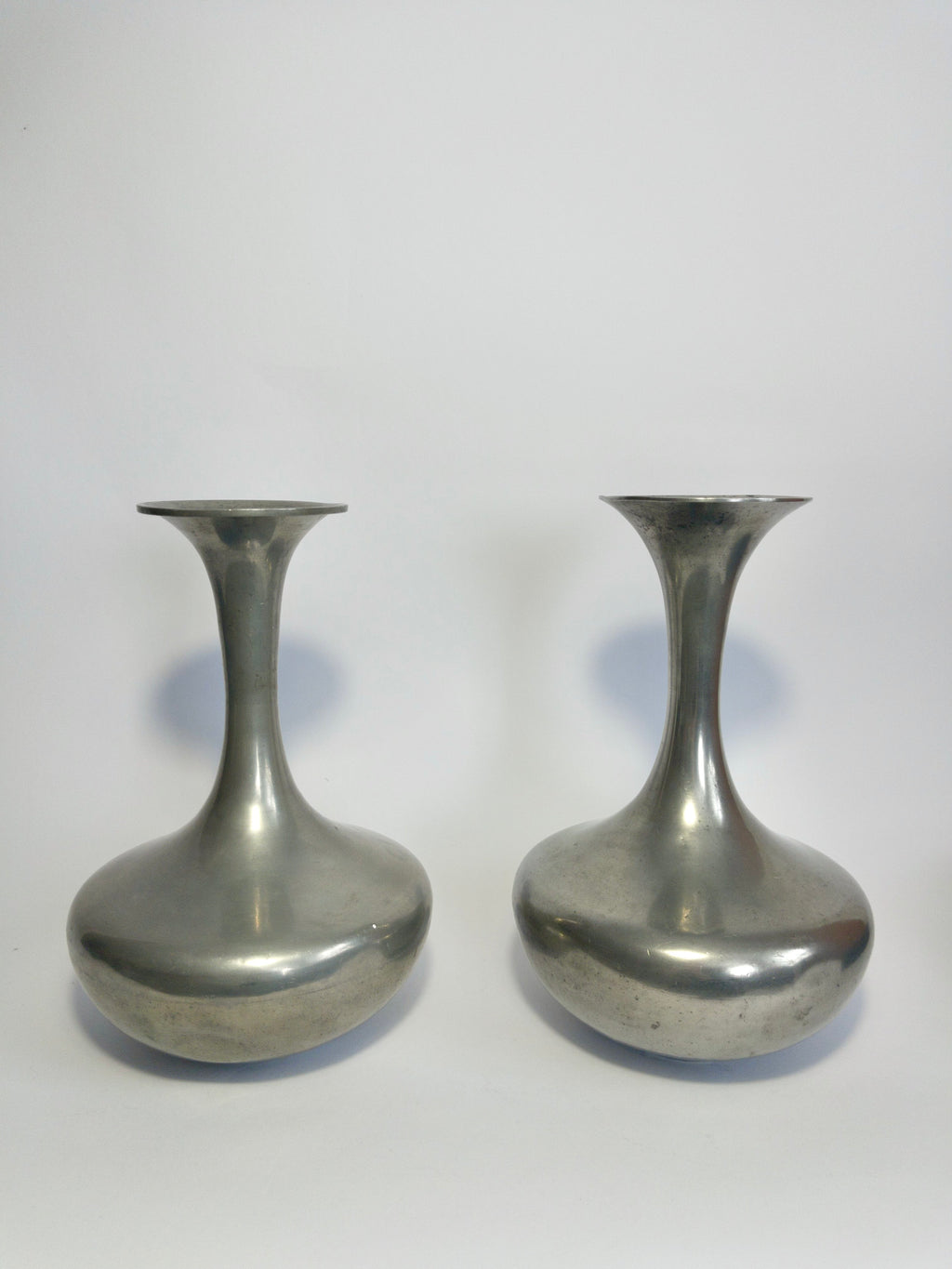 Pair of vases by Sylvia Stave, for CG Hallberg, 1933 and 1934