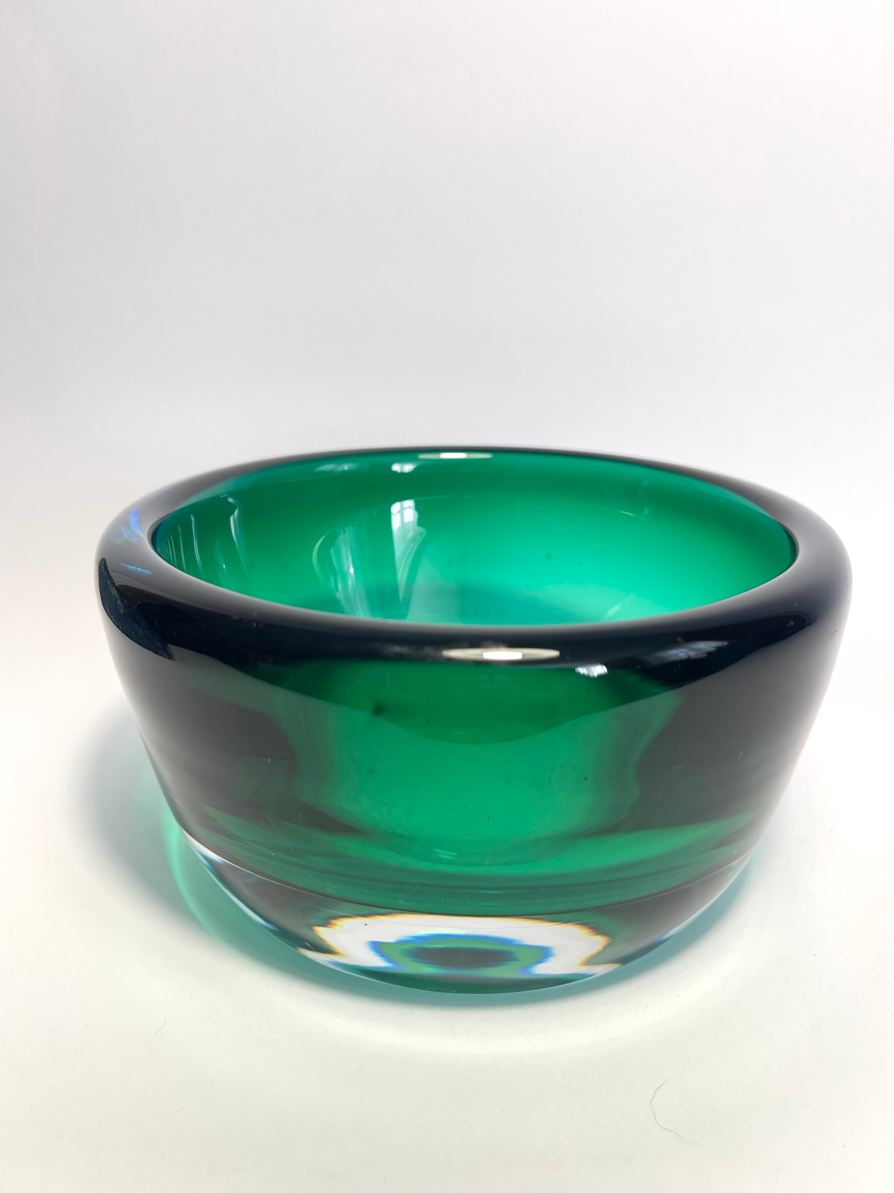 Green glass bowl by Vicke Lindstrand for Kosta, c.1960s