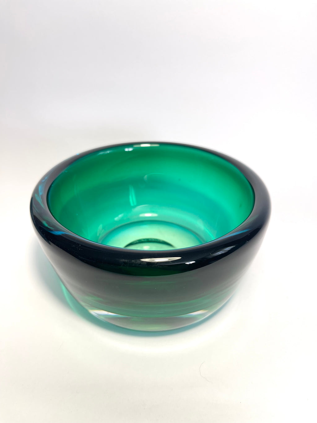 Green glass bowl by Vicke Lindstrand for Kosta, c.1960s