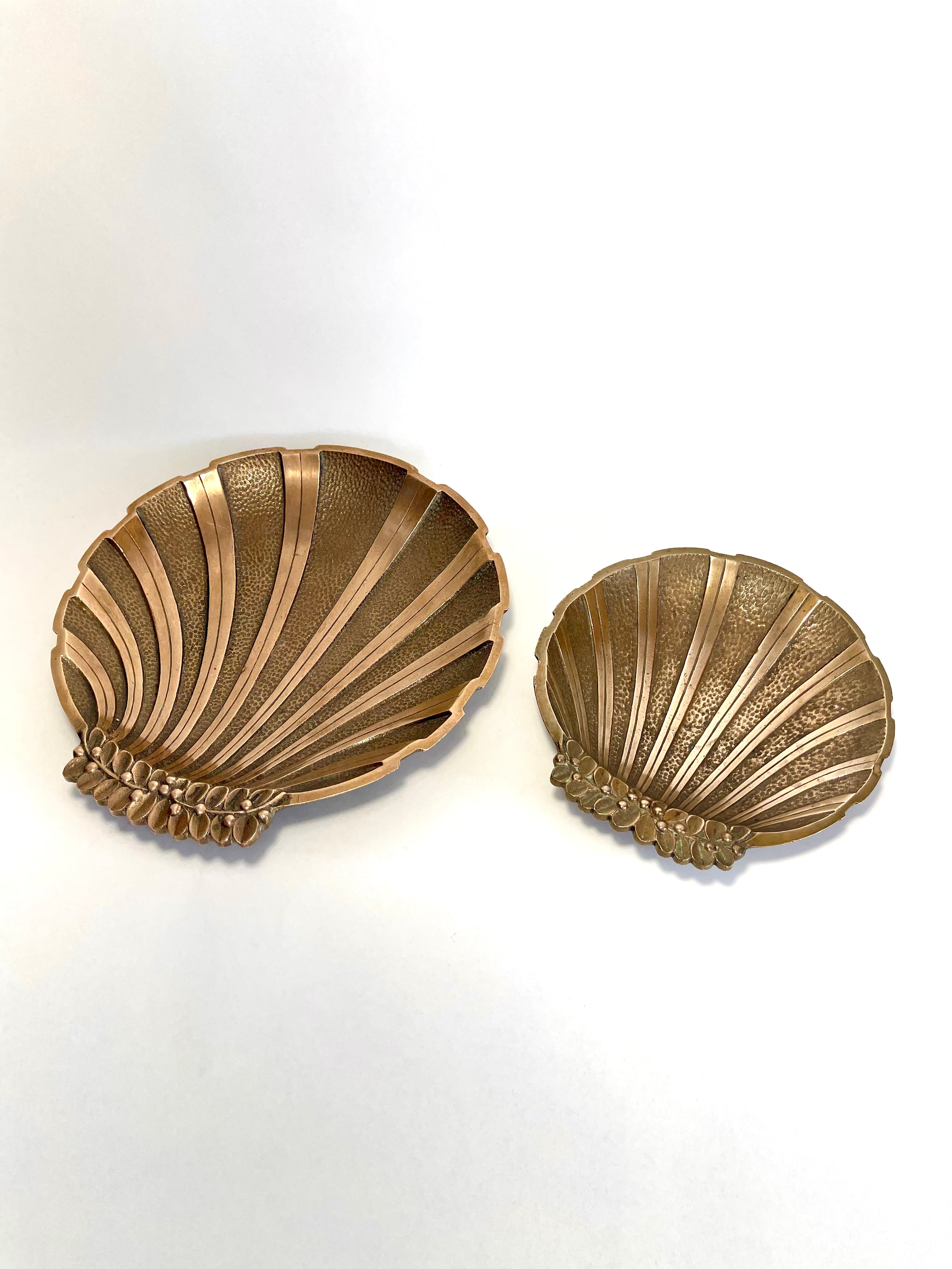 Pair of Danish Art Deco Bronze Shell Dishes by Niels Dam Ravn, 1930s-1940s